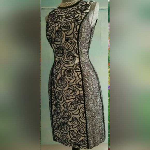 *$4990 NWT OSCAR DE LA RENTA SILK BEAD EMBR. WHT BLACK RUNWAY DRESS US 12 - Picture 3 of 8